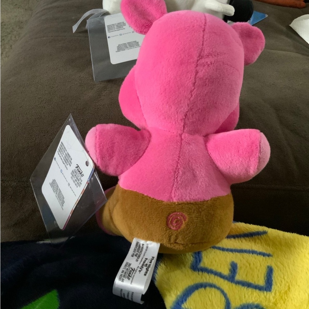 Fnaf pigpatch plush - Picture 2 of 5